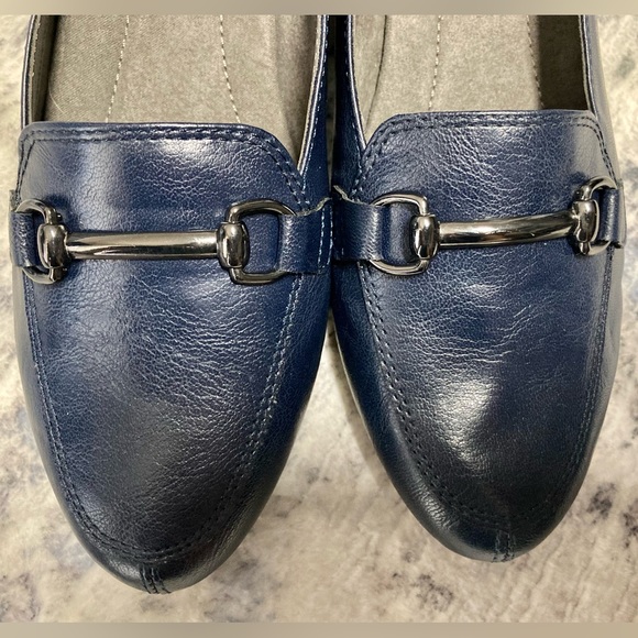 Aerosoles Softee Color:Blue Size: 7.5 - Picture 8 of 13